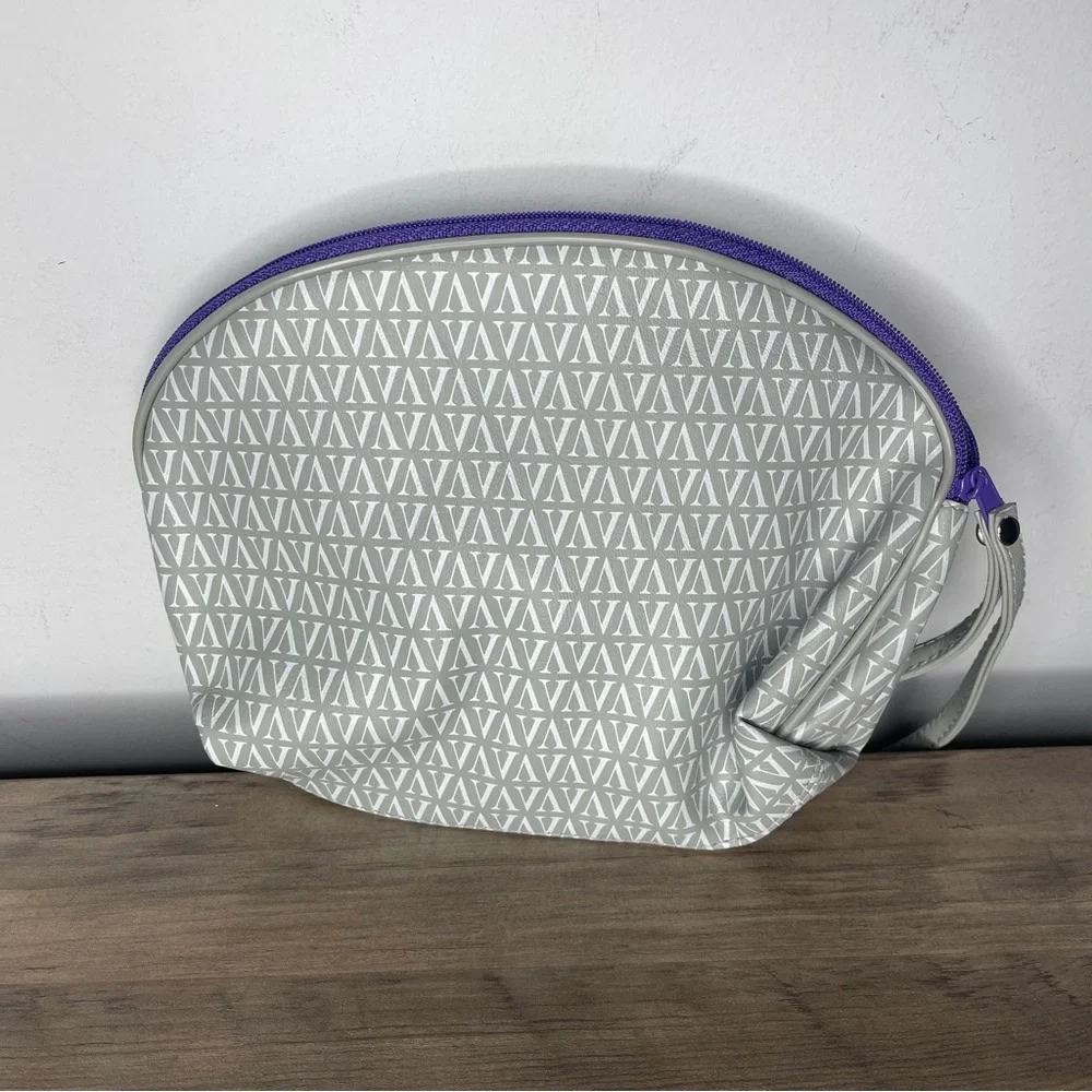 Set of 2 vintage Avon Gray‎ and Purple Patterned Women's makeup Bag Set